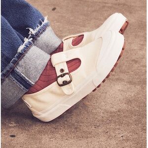 VANS Mary Jane Style 93 Shoe